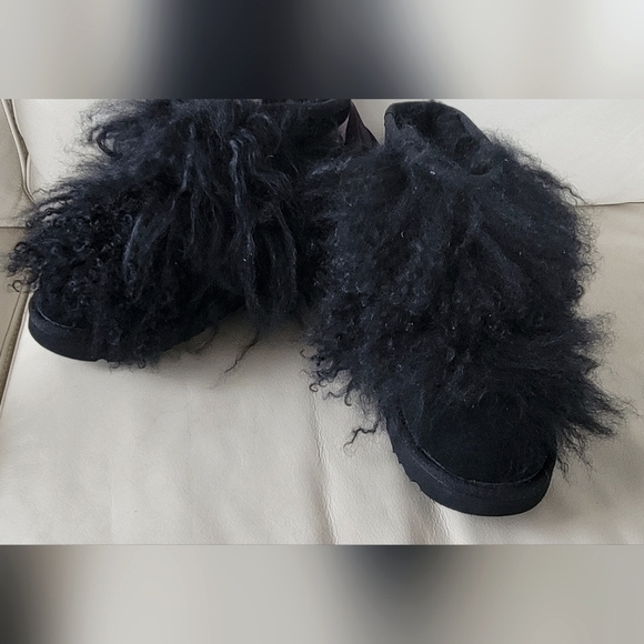Ugg Mini Mongolian Fluff Bow Boots 100% Wool - Picture 6 of 9